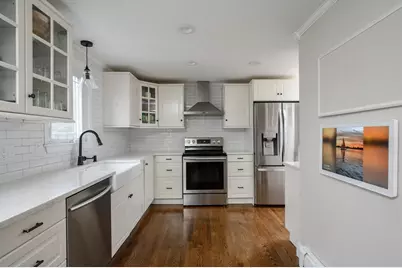 26 French St, Hingham, MA 02043 - Photo 4