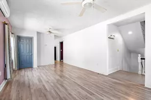 21 Cabot, Salem, MA 01970 - Photo 8