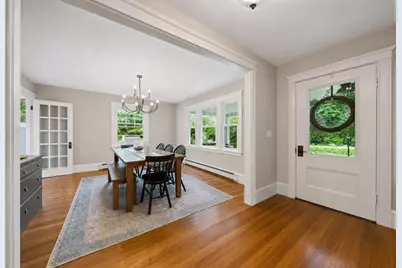 276 Plain St, Stoughton, MA 02072 - Photo 6