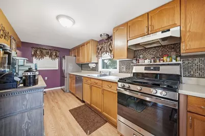 218 Stedman St, Lowell, MA 01851 - Photo 10