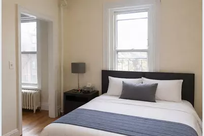 217 Newbury Street #4, Boston, MA 02116 - Photo 2