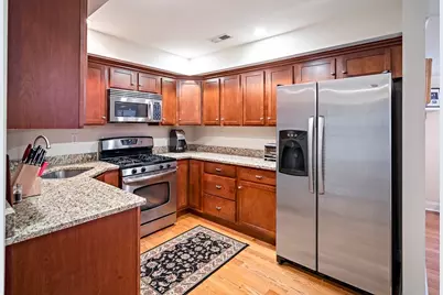 405 E 3rd St #2, Boston, MA 02127 - Photo 6