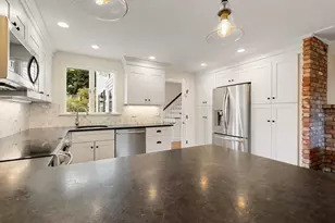 17 Highland St, Rockport, MA 01966 - Photo 10