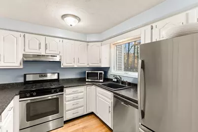 8 Spruce Tree Ln #28, Norton, MA 02766 - Photo 10
