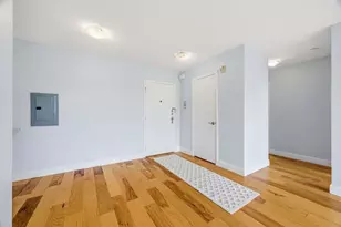 20 Hammond Pond Pkwy, Newton, MA 02467 - Photo 20