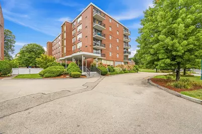 20 Hammond Pond Pkwy #506, Newton, MA 02467 - Photo 2