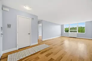 20 Hammond Pond Pkwy, Newton, MA 02467 - Photo 12