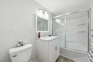 20 Hammond Pond Pkwy, Newton, MA 02467 - Photo 26