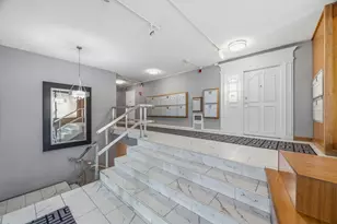 20 Hammond Pond Pkwy, Newton, MA 02467 - Photo 8