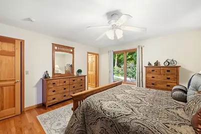 142 Oak Knoll Cir, Ludlow, MA 01056 - Photo 22