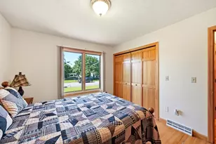 142 Oak Knoll Cir, Ludlow, MA 01056 - Photo 20