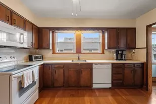 35 Trapelo St, Boston, MA 02135 - Photo 14