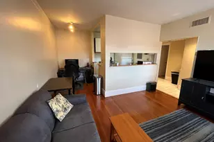 15 Keswick St, Boston, MA 02115 - Photo 2