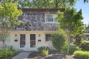 73 Bridge St, Northampton, MA 01060 - Photo 1