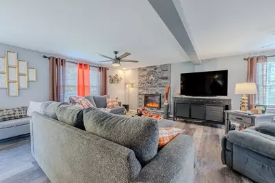 62 Dexter Ave, Dracut, MA 01826 - Photo 8
