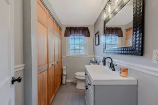 62 Dexter Ave, Dracut, MA 01826 - Photo 10