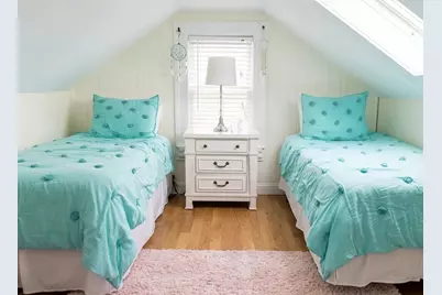 19 Rowland Street #2, Marblehead, MA 01945 - Photo 8