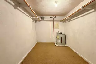 89 Pleasant St, Medfield, MA 02052 - Photo 16