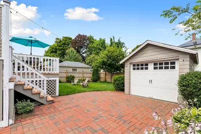 21 Bertram St, Beverly, MA 01915 - Photo 4