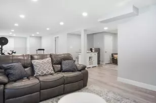 37 Bacon St, Pepperell, MA 01463 - Photo 28