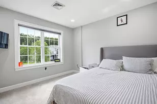 37 Bacon St, Pepperell, MA 01463 - Photo 14