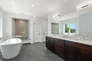 1058 Beacon St, Newton, MA 02459 - Photo 26