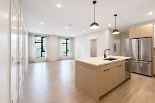 85 Myrtle St, Quincy, MA 02171 - Photo 1