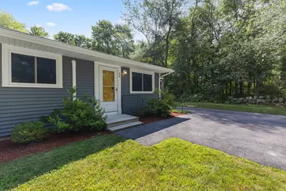 92 Adams Rd, Grafton, MA 01536 - Photo 4