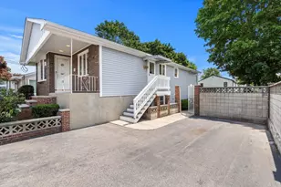 11 Newman St, Revere, MA 02151 - Photo 30