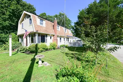 22 Ash St, Wareham, MA 02571 - Photo 8