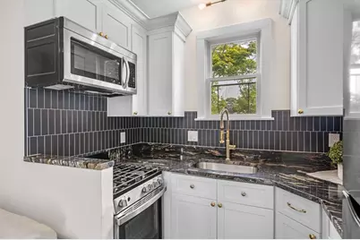 28 Columbus Ave #4, Beverly, MA 01915 - Photo 4