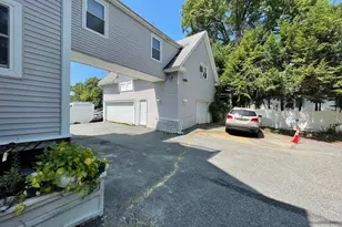 328 Highland St, Worcester, MA 01608 - Photo 4