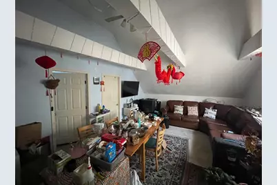 328 Highland St, Worcester, MA 01608 - Photo 6