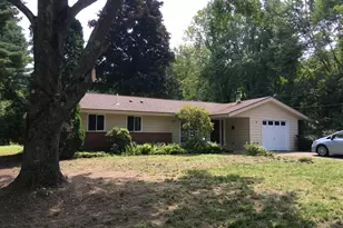 65 Hemenway Rd, Framingham, MA 01701 - Photo 1