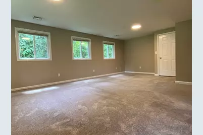65 Hemenway Road, Framingham, MA 01701 - Photo 10