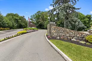 1002 Paradise Rd, Swampscott, MA 01907 - Photo 30