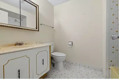 1002 Paradise Rd #1C, Swampscott, MA 01907 - Photo 20