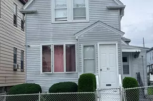 31 Roosevelt St, Revere, MA 02151 - Photo 1