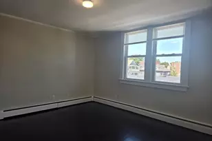 48 Prince St, Salem, MA 01970 - Photo 4