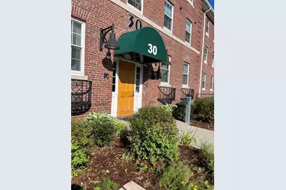 30 Village Hill Rd #304, Northampton, MA 01060 - Photo 1