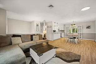121 Dean St, Seekonk, MA 02771 - Photo 8