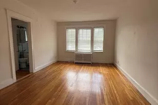 520 High, Medford, MA 02155 - Photo 2