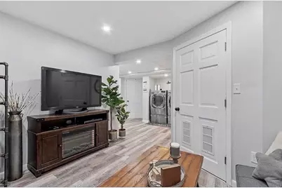 127 Payson St, Fitchburg, MA 01420 - Photo 14