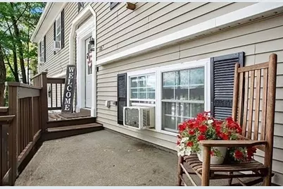 127 Payson St, Fitchburg, MA 01420 - Photo 2