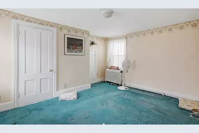 561-R E 5th St, Boston, MA 02127 - Photo 6