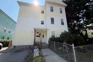 212 Vernon St, Worcester, MA 01607 - Photo 1