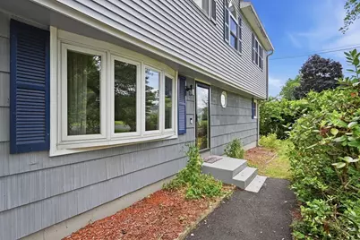 160 East St, South Hadley, MA 01075 - Photo 2