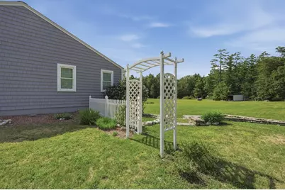 361 County Rd, Hanson, MA 02341 - Photo 12