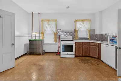 156 Broadway, Malden, MA 02148 - Photo 6