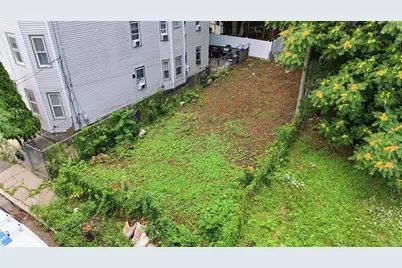 18 Glenburne St, Boston, MA 02121 - Photo 4